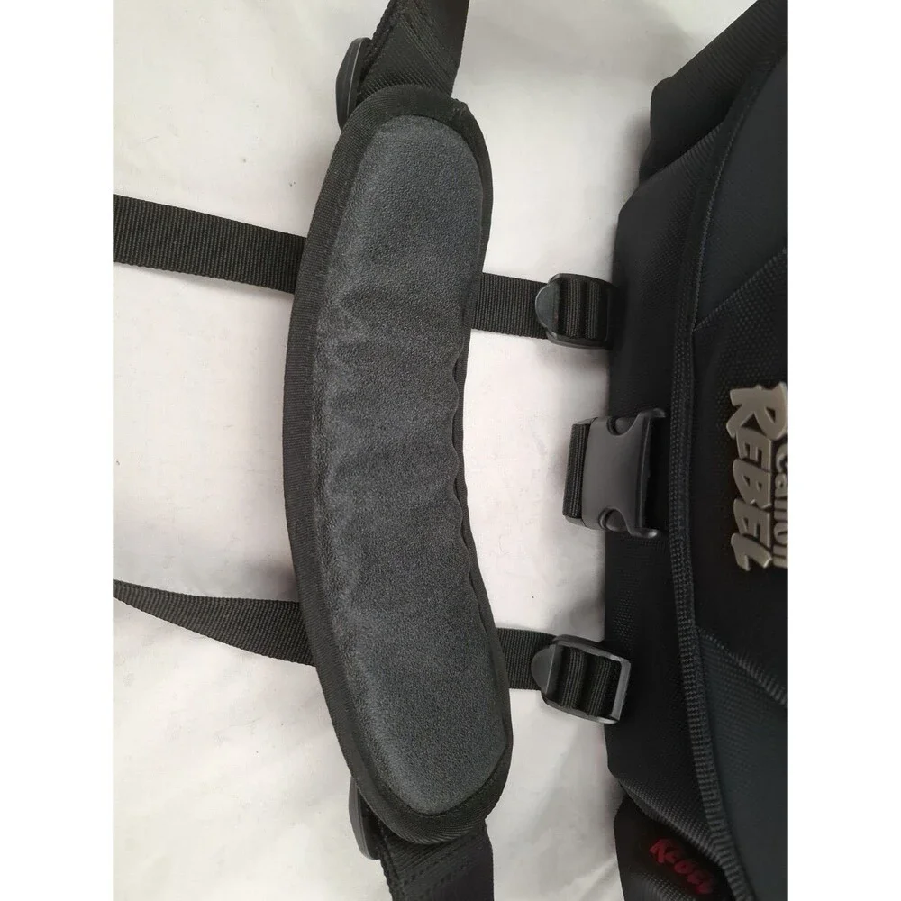 CANON REBEL CAMERA SOFT CUSHIONED CARRY BAG WITH SEPARATERS